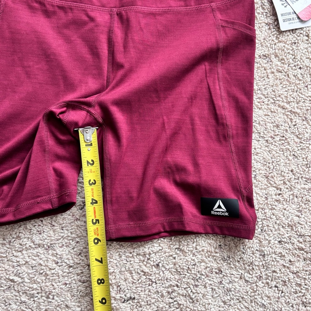 NWT Reebok Women's Burgundy Bike Shorts with side pockets M - Picture 5 of 5